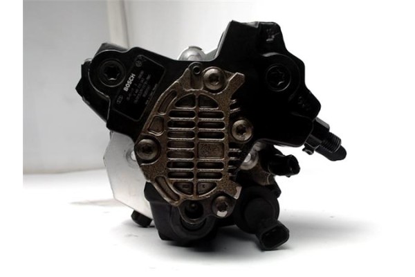 Recambio de bomba inyectora para volvo s60 berlina 2.4 referencia OEM IAM 8689591 0445010043 8642778 , VOLVO | 8689590 , VOLVO