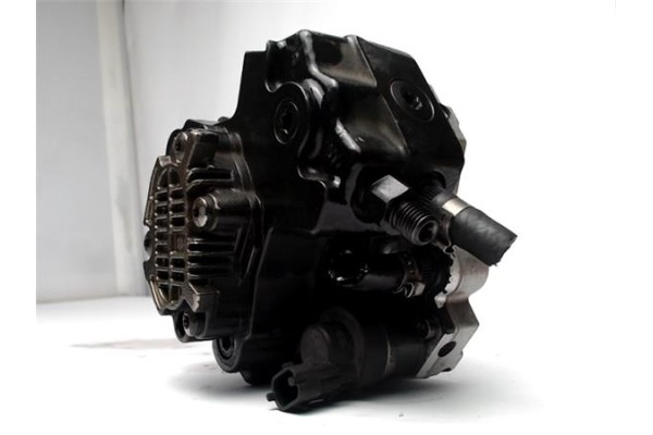 Recambio de bomba inyectora para volvo s60 berlina 2.4 referencia OEM IAM 8689591 0445010043 8642778 , VOLVO | 8689590 , VOLVO