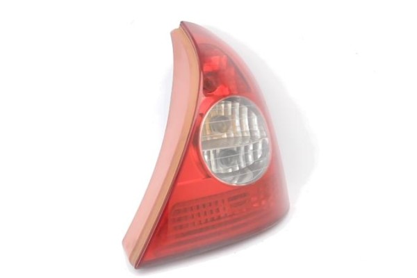 Recambio de piloto trasero derecho para renault clio ii fase ii (b/cb0) 1.4 authentique referencia OEM IAM X65PH2  