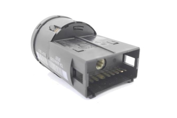 Recambio de mando de luces para volkswagen polo iv (9n1) 1.2 12v referencia OEM IAM 6Q0941531B   Recambio de mando de luces para volkswagen polo iv (9n1) 1.2 12v referencia OEM IAM 6Q0941531B