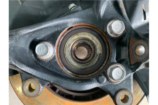 Recambio de mangueta delantero derecha para toyota corolla (e21) híbrido hybrid active referencia OEM IAM   