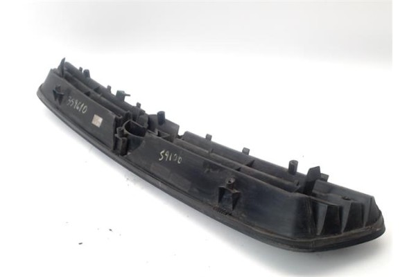 Recambio de rejilla capo para opel astra g berlina 1.6 referencia OEM IAM 6320066 90588120 