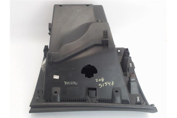 Recambio de guantera salpicadero para peugeot 208 1.4 active referencia OEM IAM 96728471ZD  