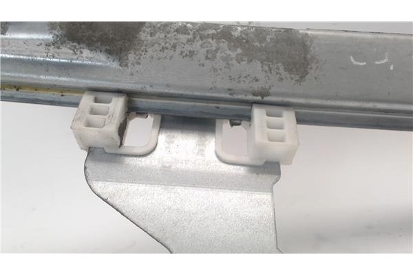 Recambio de mecanismo elevalunas delantero derecho para citroen c4 coupe referencia OEM IAM 9222V0 37542 