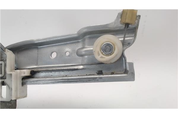 Recambio de mecanismo elevalunas delantero derecho para citroen c4 coupe referencia OEM IAM 9222V0 37542 