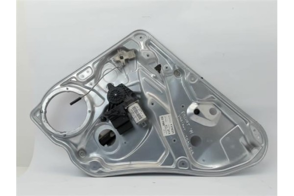 Recambio de elevalunas electrico trasero derecho para volkswagen passat variant (3b5) referencia OEM IAM 3B9839752  
