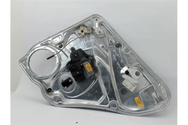 Recambio de elevalunas electrico trasero derecho para volkswagen passat variant (3b5) referencia OEM IAM 3B5839752  3B5839656C ,