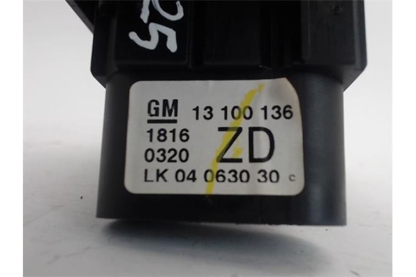 Recambio de mando de luces para opel astra h berlina referencia OEM IAM 13100136ZD LK04063030 