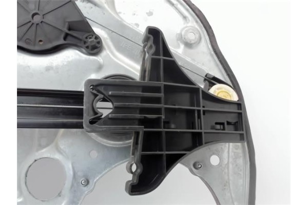 Recambio de elevalunas electrico trasero izquierdo para volkswagen bora berlina (1j2) referencia OEM IAM 1J5839755C  