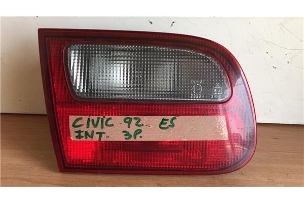 Recambio de piloto interior izquierdo para honda civic iv hatchback (eg) 1.3 16v (eg3) referencia OEM IAM 0431120L  