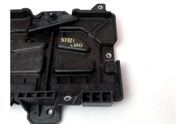 Recambio de soporte bateria para kia ceed (jd) 1.0 drive referencia OEM IAM   