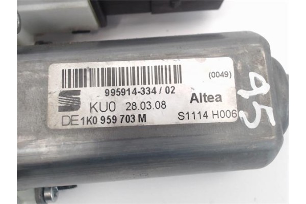 Recambio de motor elevalunas trasero izquierdo para seat altea (5p1) referencia OEM IAM (1K0959703M) (973624-106)  Recambio de motor elevalunas trasero izquierdo para seat altea (5p1) referencia OEM IAM (1K0959703M) (973624-106)