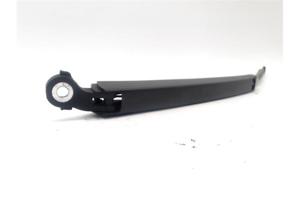 Recambio de piloto trasero derecho para opel corsa c 1.4 referencia OEM IAM 9114337  