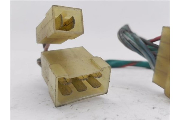 Recambio de mando intermitencia para lada niva (2121/21213/21214/21215/2131) 1.6 5000 referencia OEM IAM 3700379577  