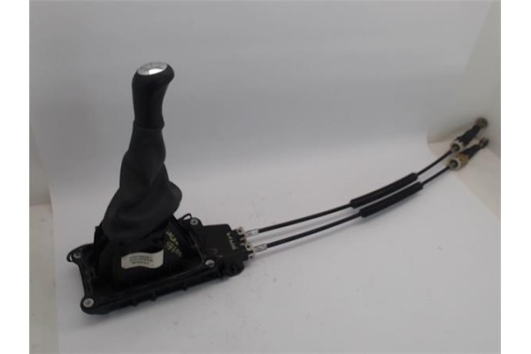 Recambio de conjunto palanca cambio velocidad para dacia logan 1 1.6 prestige referencia OEM IAM 8200760429  