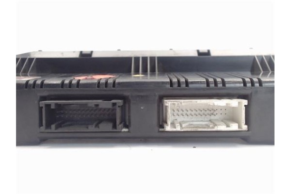 Recambio de mandos climatizador para ford focus berlina (cap) referencia OEM IAM 3M5T18C612AL/0259A WR0B25060 