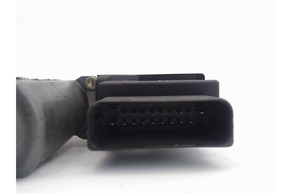 Recambio de motor elevalunas trasero izquierdo para volkswagen golf iv berlina (1j1) referencia OEM IAM (1C0959811A) (105406-301 Recambio de motor elevalunas trasero izquierdo para volkswagen golf iv berlina (1j1) referencia OEM IAM (1C0959811A) (105406-301