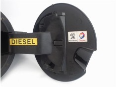 Recambio de tapa exterior combustible para peugeot 3008 1.6 hdi referencia OEM IAM 9682803280  