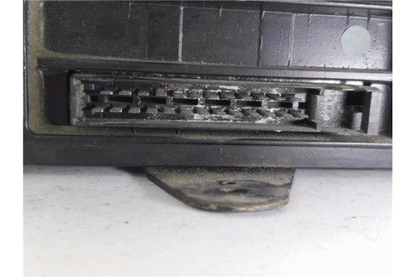 Recambio de centralita para austin montego (xe) 2.0 referencia OEM IAM ADU9215 84498B 