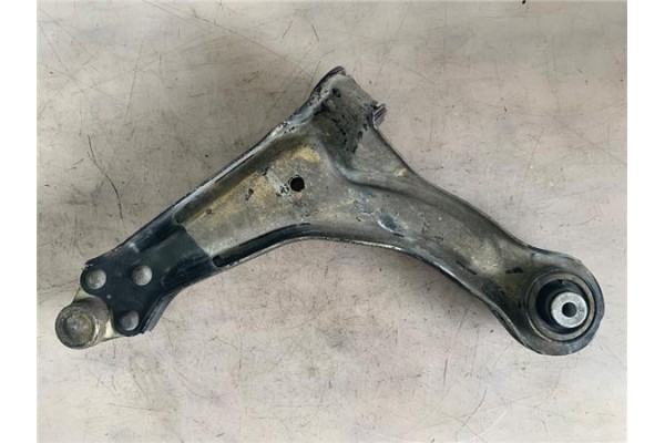 Recambio de brazo suspension delantero derecho para mercedes-benz vito marco polo (638) 2.2 108 cdi referencia OEM IAM A63833001