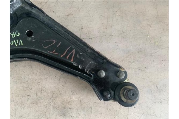 Recambio de brazo suspension delantero derecho para mercedes-benz vito marco polo (638) 2.2 108 cdi referencia OEM IAM A63833001