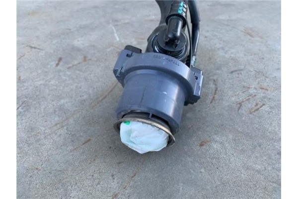 Recambio de deposito combustible para toyota c-hr (x10) 2.0 hibrido referencia OEM IAM 77100f4100  