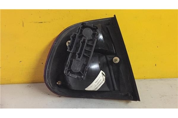 Recambio de piloto trasero derecho para seat cordoba berlina (6k2) 1.9 signo referencia OEM IAM 6K5945096G  