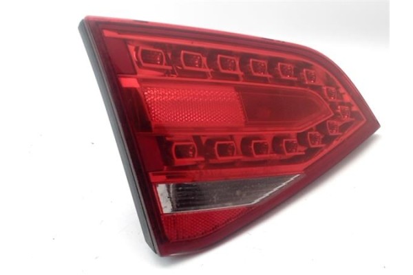 Recambio de piloto interior izquierdo para audi a4 berlina (8k2) 2.0 basis referencia OEM IAM 8K5945093K  