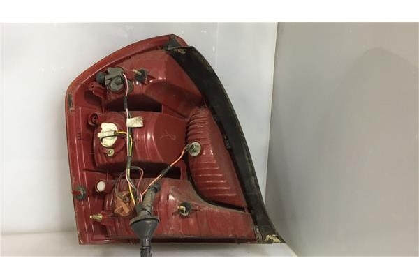 Recambio de piloto trasero derecho para hyundai accent iii (mc) 1.4 gl referencia OEM IAM 924021E088  