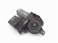 Recambio de motor elevalunas trasero izquierdo para volkswagen golf iv berlina (1j1) referencia OEM IAM (0130821767) (101439-203