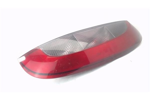 Recambio de piloto trasero derecho para opel corsa c 1.4 comfort referencia OEM IAM 9114337  