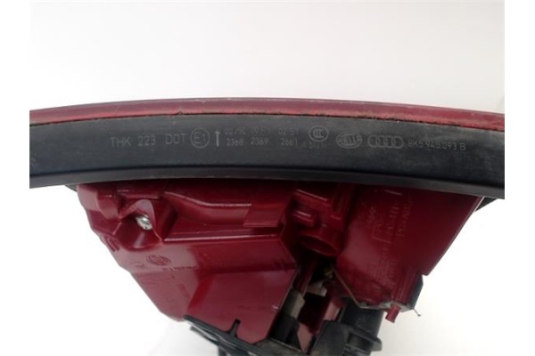 Recambio de piloto interior izquierdo para audi a4 berlina (8k2) 2.0 basis referencia OEM IAM 8K5945093K  