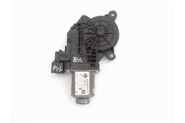 Recambio de motor elevalunas trasero izquierdo para volkswagen polo iv (9n3) referencia OEM IAM (6Q0959811C) (430092A0)  Recambio de motor elevalunas trasero izquierdo para volkswagen polo iv (9n3) referencia OEM IAM (6Q0959811C) (430092A0)