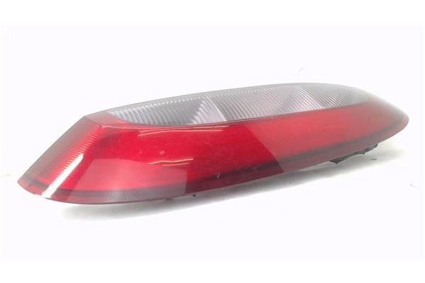 Recambio de piloto trasero izquierdo para opel corsa c 1.4 comfort referencia OEM IAM 9114336  