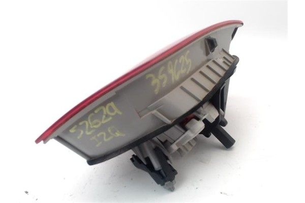 Recambio de piloto interior izquierdo para audi a4 avant (8e) 2.0 tdi 16v referencia OEM IAM 8E9945093A  