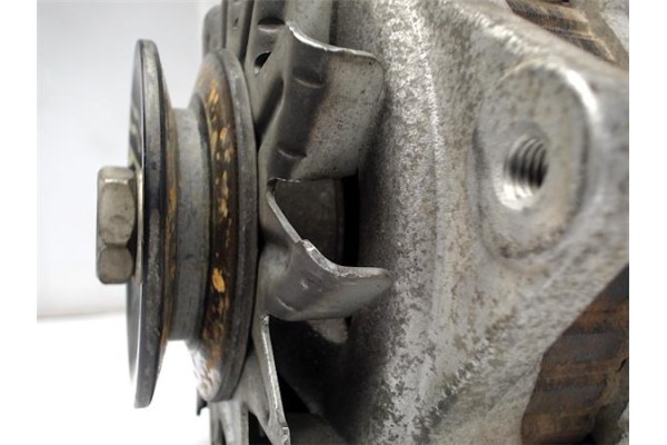 Recambio de alternador para opel corsa b 1.7 city referencia OEM IAM 09010013  