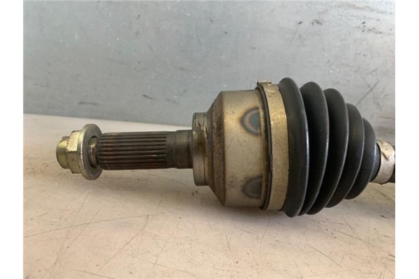 Recambio de palier delantero izquierdo para kia sorento (bl) 2.5 crdi referencia OEM IAM 495E+05  