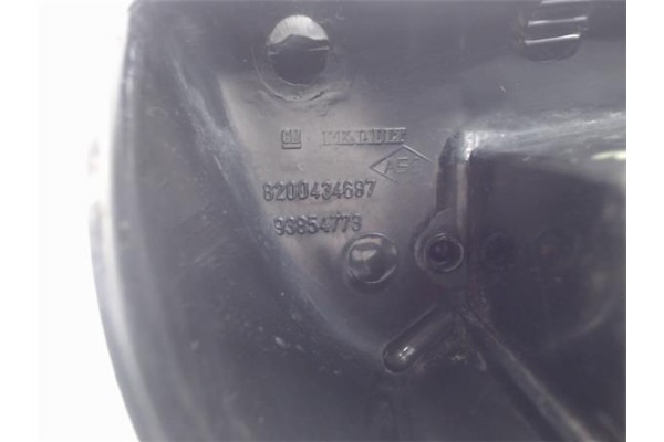 Recambio de piloto matricula para opel vivaro 1.9 dti referencia OEM IAM 93854773 55818798 8200434687 , RENAULT