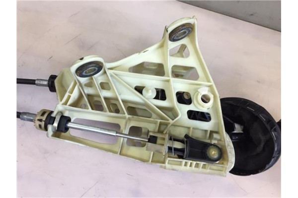 Recambio de conjunto palanca cambio velocidad para volkswagen t5 transporter furgón/combi (7h) 2.5 combi referencia OEM IAM 7H07