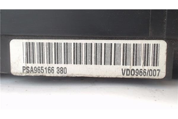 Recambio de display para citroen xsara picasso 2.0 hdi referencia OEM IAM PSA965166380  