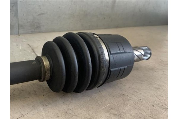 Recambio de palier delantero izquierdo para kia sorento (bl) 2.5 crdi referencia OEM IAM 495E+05  