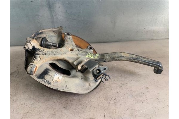 Recambio de mangueta delantero izquierda para mercedes-benz clase c (bm 203) sportcoupe 2.0 c 180 (203.735) referencia OEM IAM A