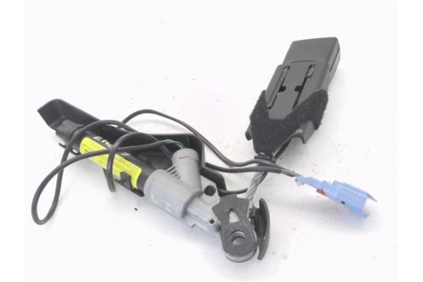 Recambio de anclaje cinturon delantero izquierdo para citroen c3 1.4 hdi referencia OEM IAM 8973TG 9640676877 