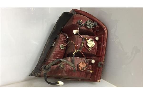 Recambio de piloto trasero izquierdo para hyundai accent iii (mc) 1.4 gl referencia OEM IAM 924011E088 020220999000 