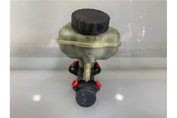 Recambio de bomba freno para mercedes-benz vito marco polo (638) 2.2 108 cdi referencia OEM IAM A0024312802 A0004315901 