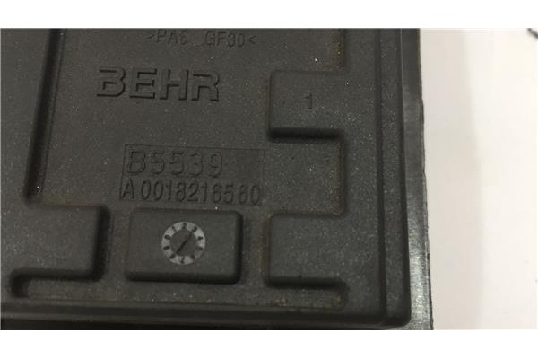 Recambio de regulador ventilador climatizacion para mercedes-benz vito / mixto furgón (w639) 111 cdi referencia OEM IAM 00182165