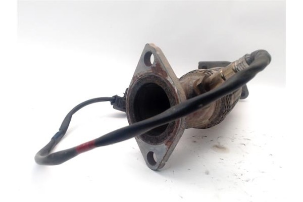 Recambio de tubo escape central para hyundai i30 (fd) 1.6 crdi referencia OEM IAM 28610A6600  