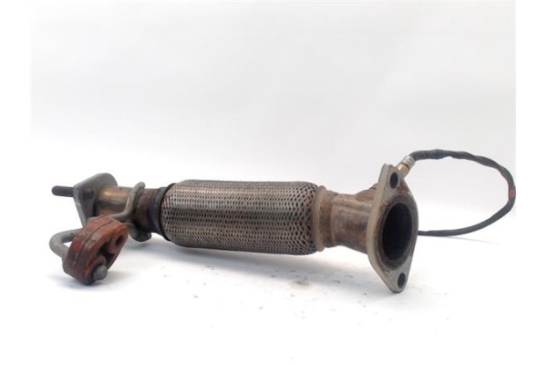 Recambio de tubo escape central para hyundai i30 (fd) 1.6 crdi referencia OEM IAM 28610A6600  
