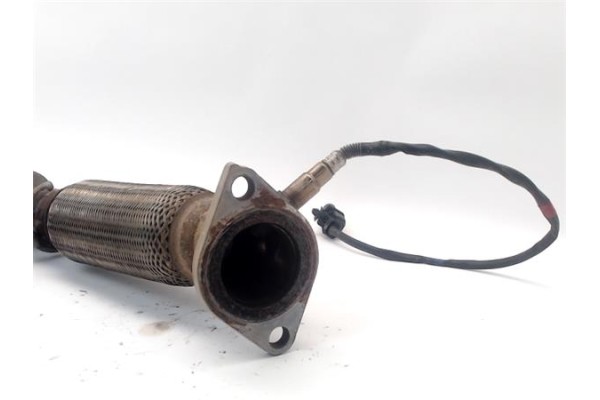 Recambio de tubo escape central para hyundai i30 (fd) 1.6 crdi referencia OEM IAM 28610A6600  