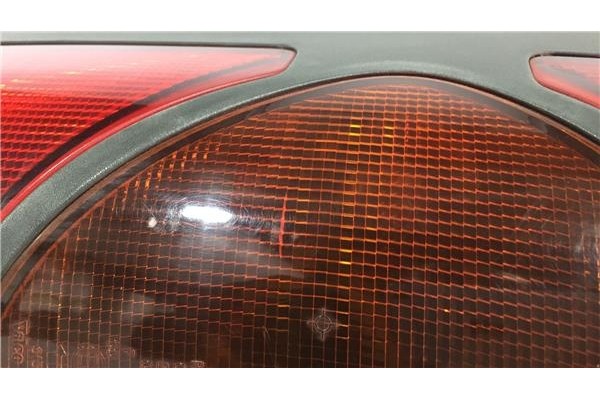 Recambio de piloto trasero izquierdo para renault kangoo i (f/kc0) d 65 1.9 (kc0e, kc02, kc0j, kc0n) referencia OEM IAM 82001032